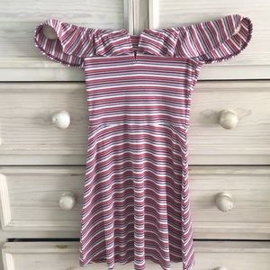 Aéropostale off the shoulder fit and flare dress.